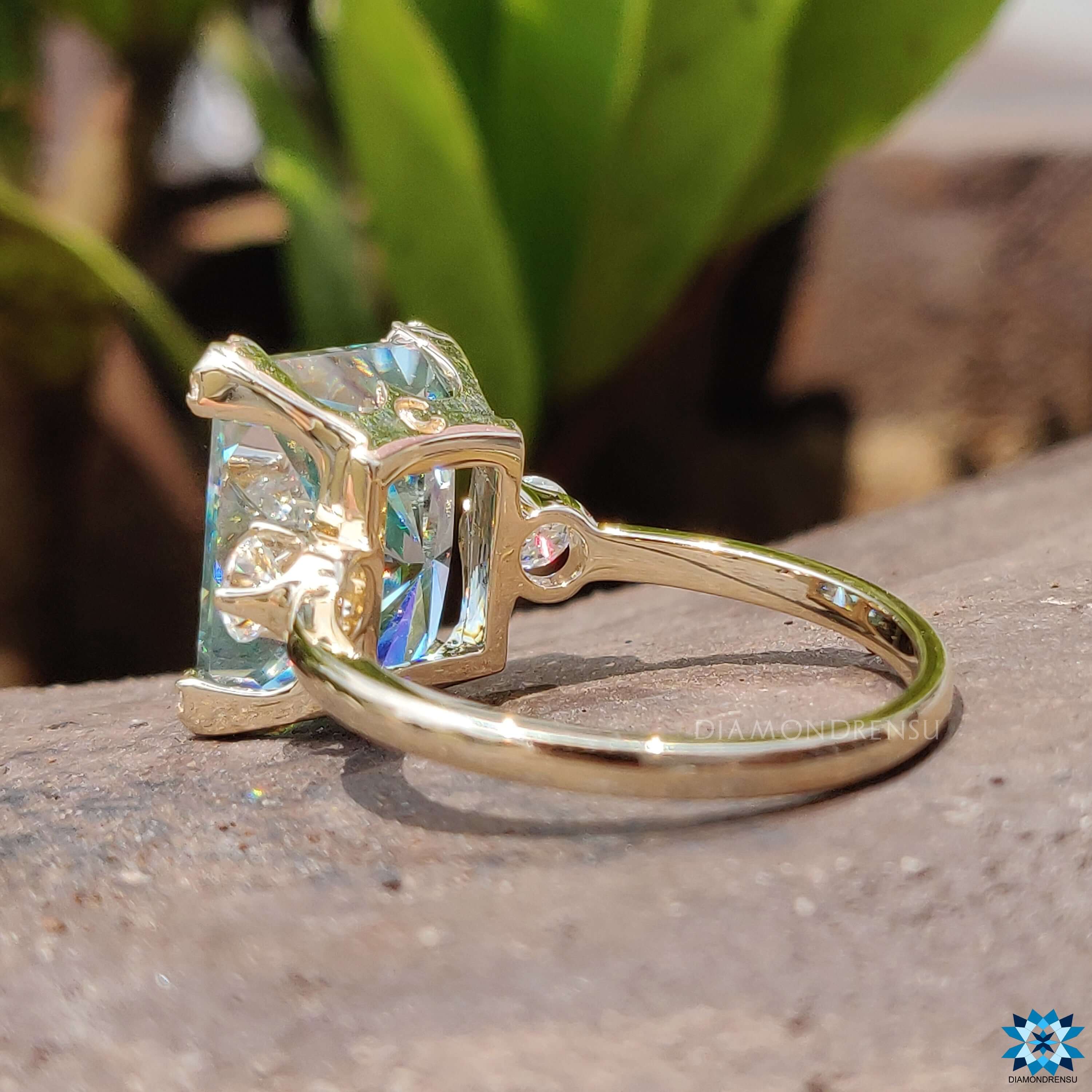 customized moissanite engagement ring