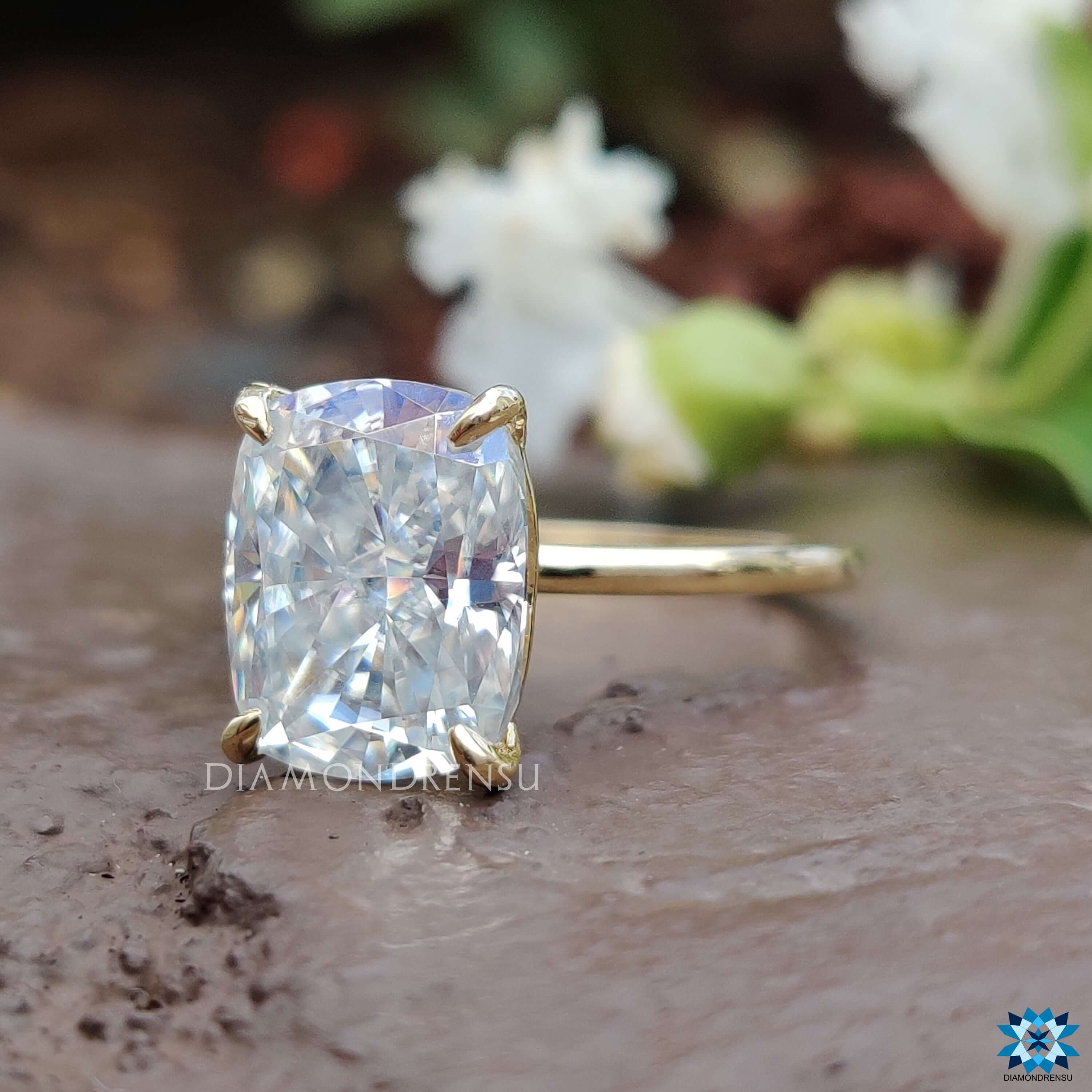 cushion cut moissanite ring - diamondrensu