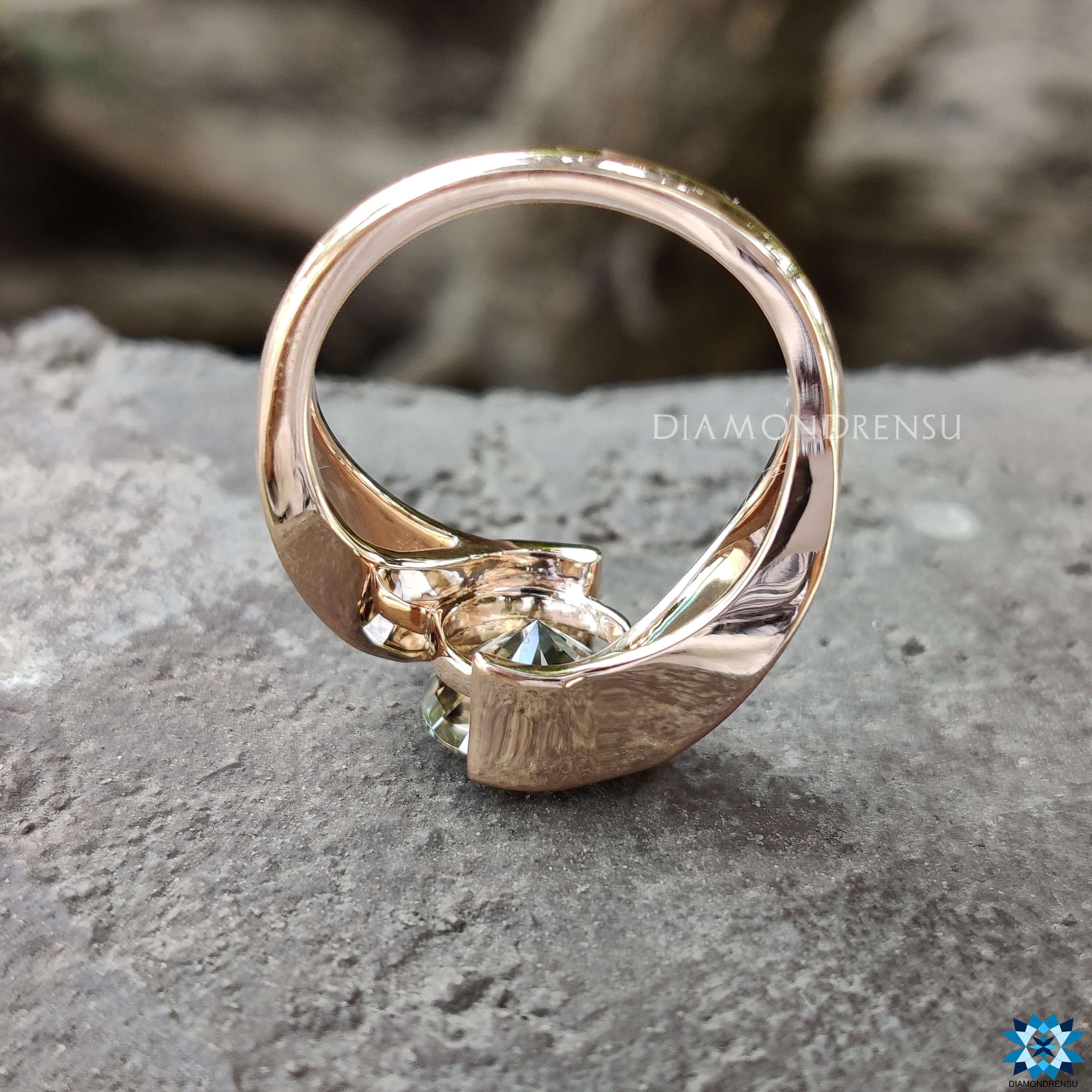 rose gold engagement ring - diamondrensu