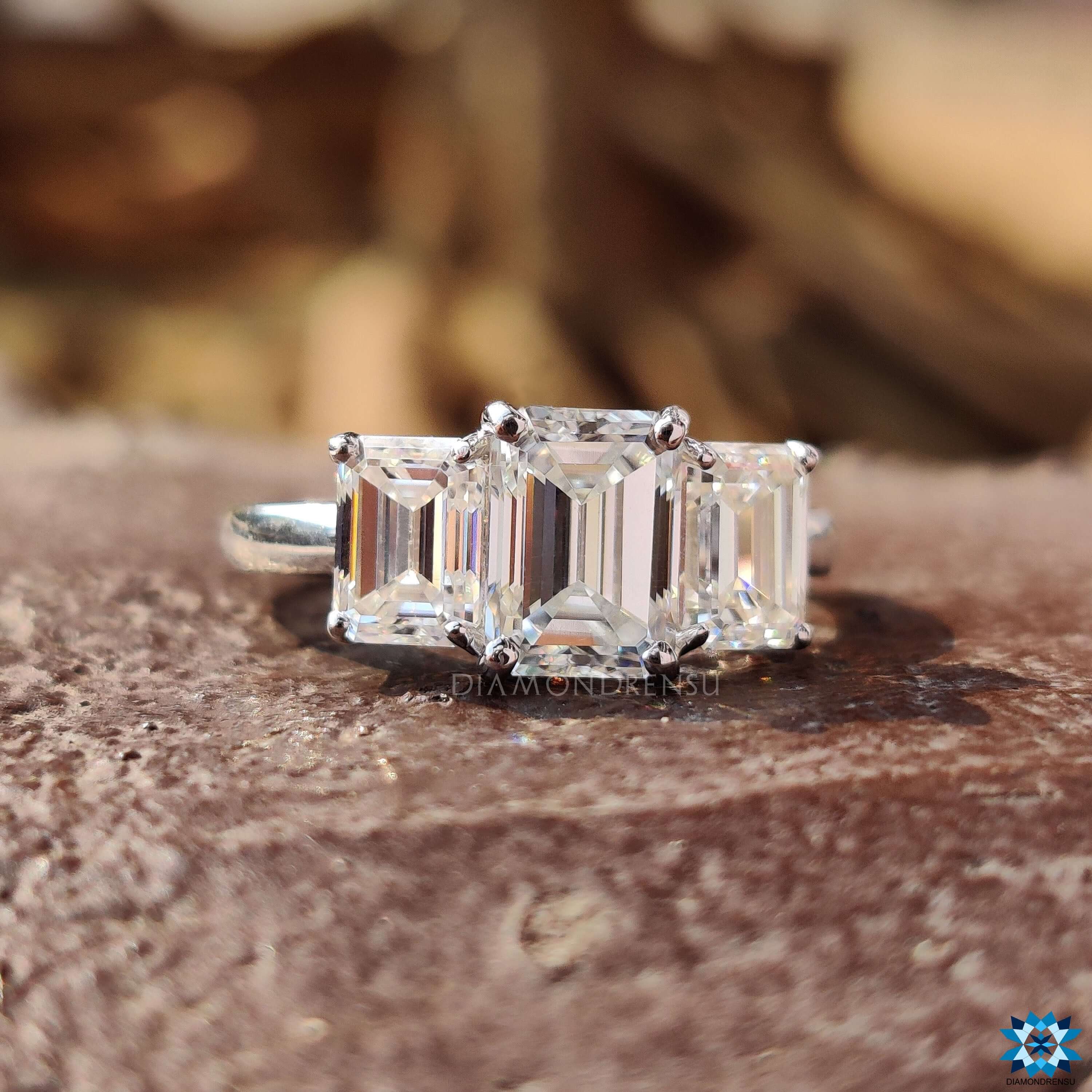 moissanite rings - diamondrensu