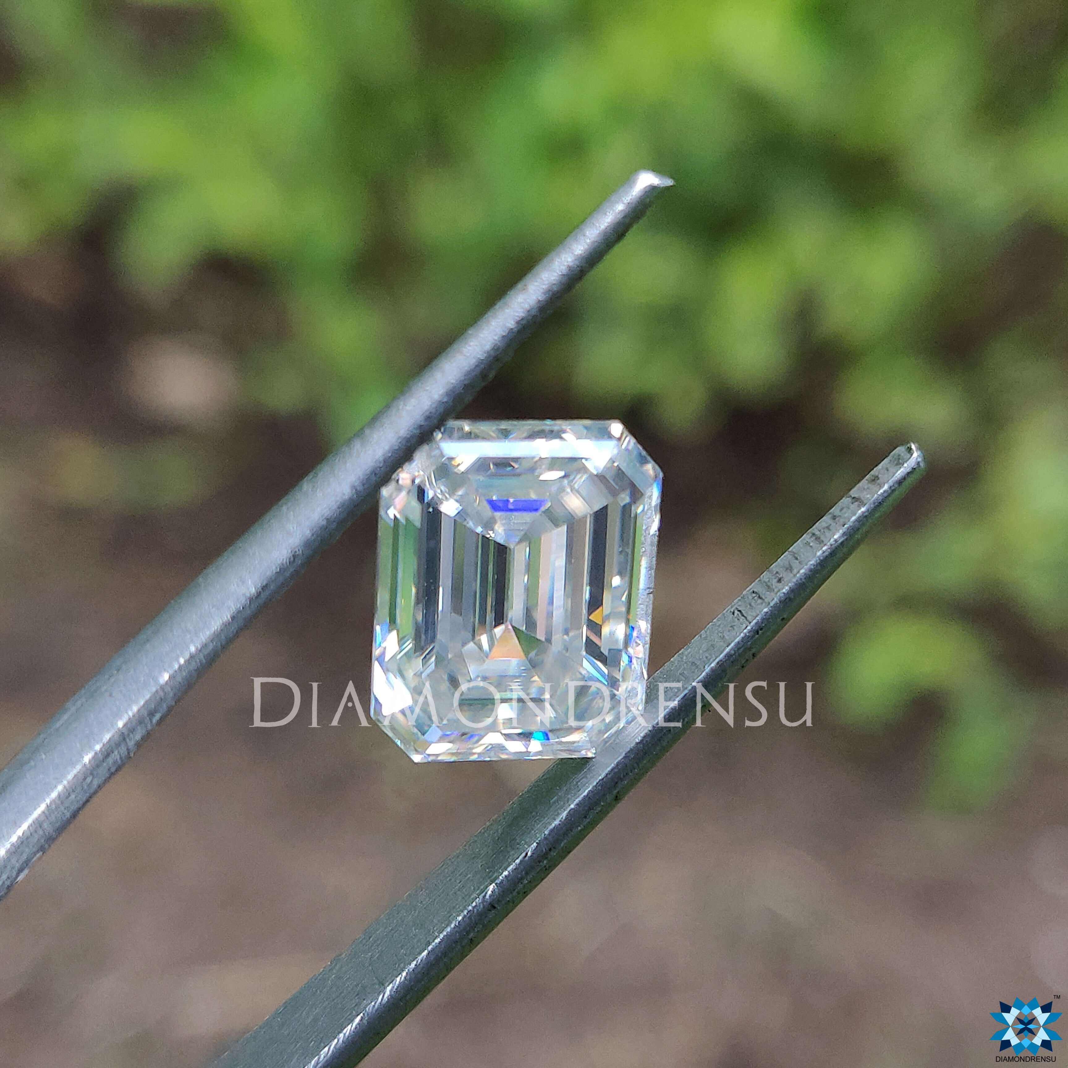 loose moissanite