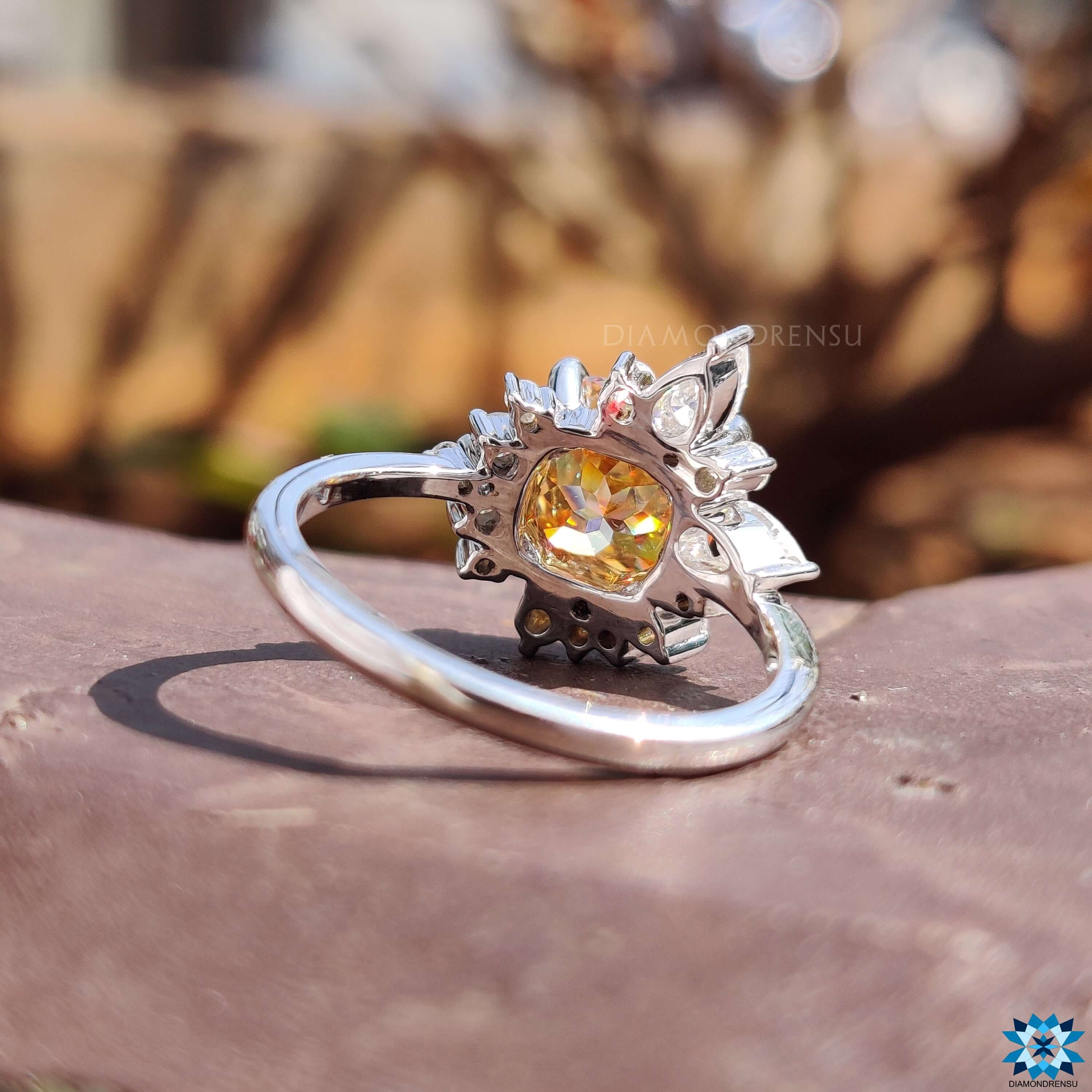 vintage style engagement ring - diamondrensu