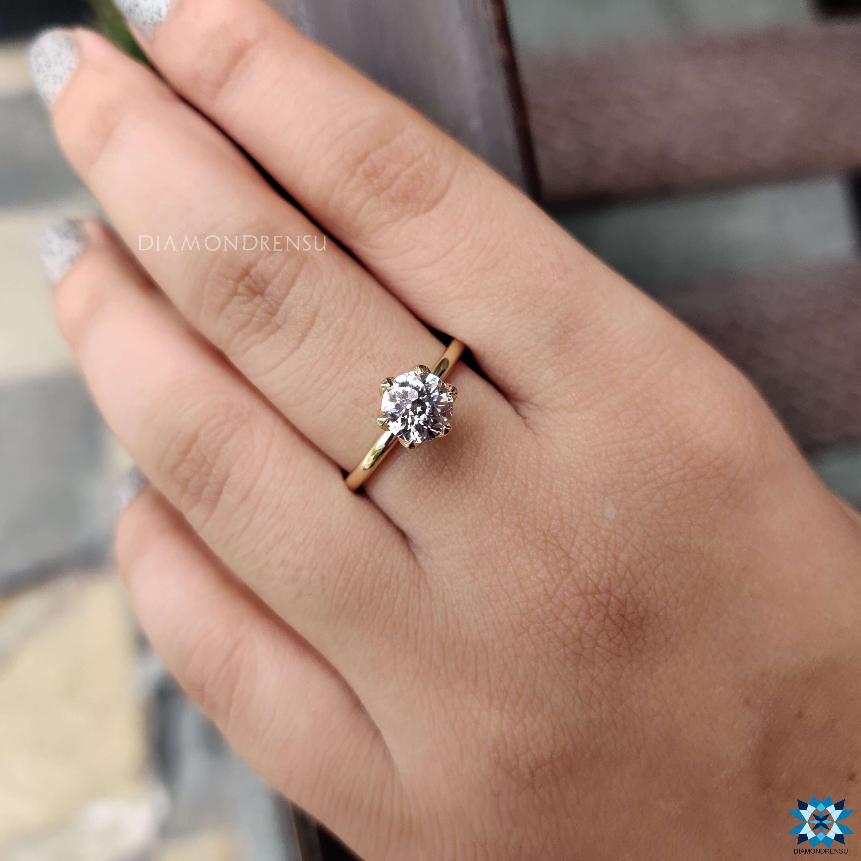 vintage moissanite engagement ring - diamondrensu