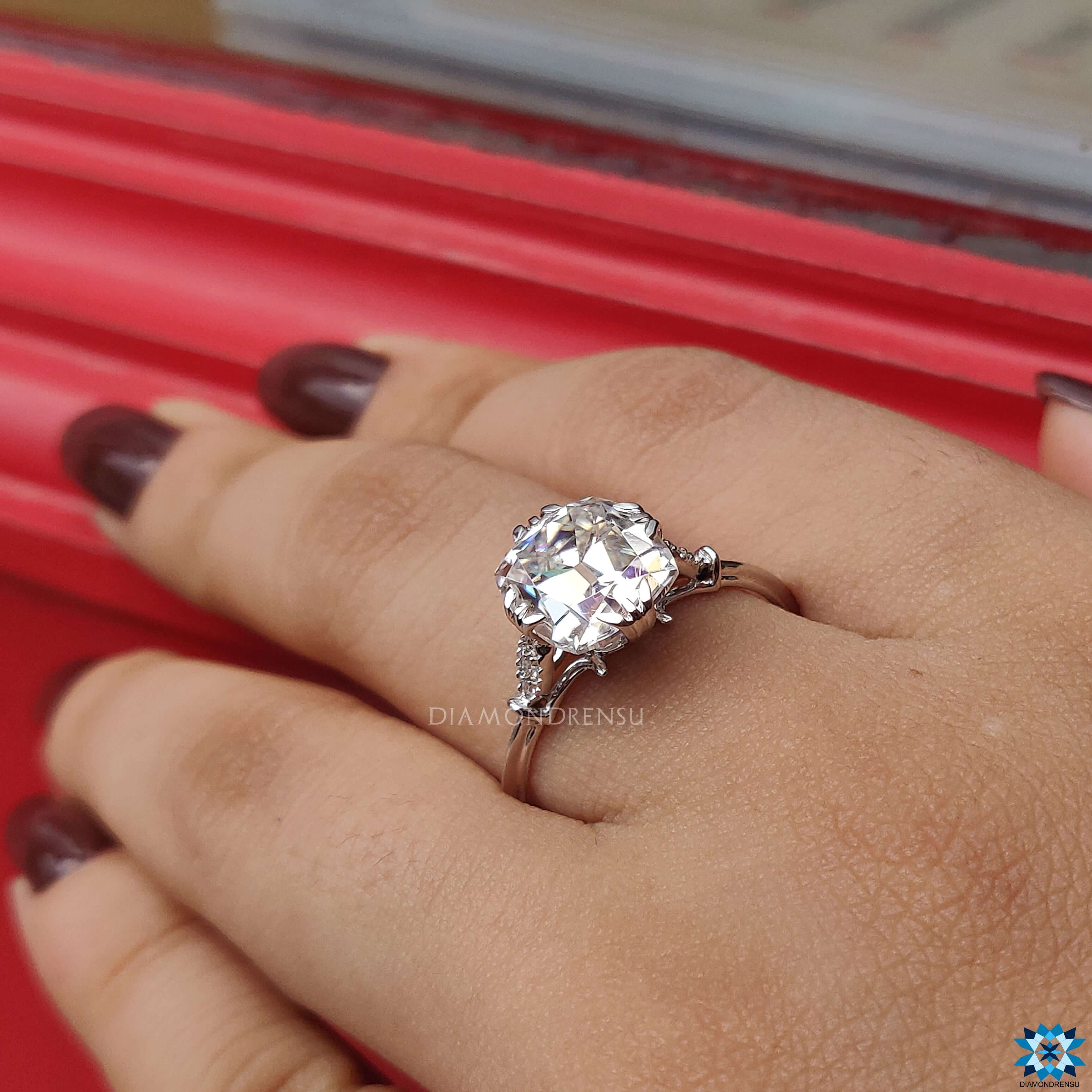 customized engagement ring