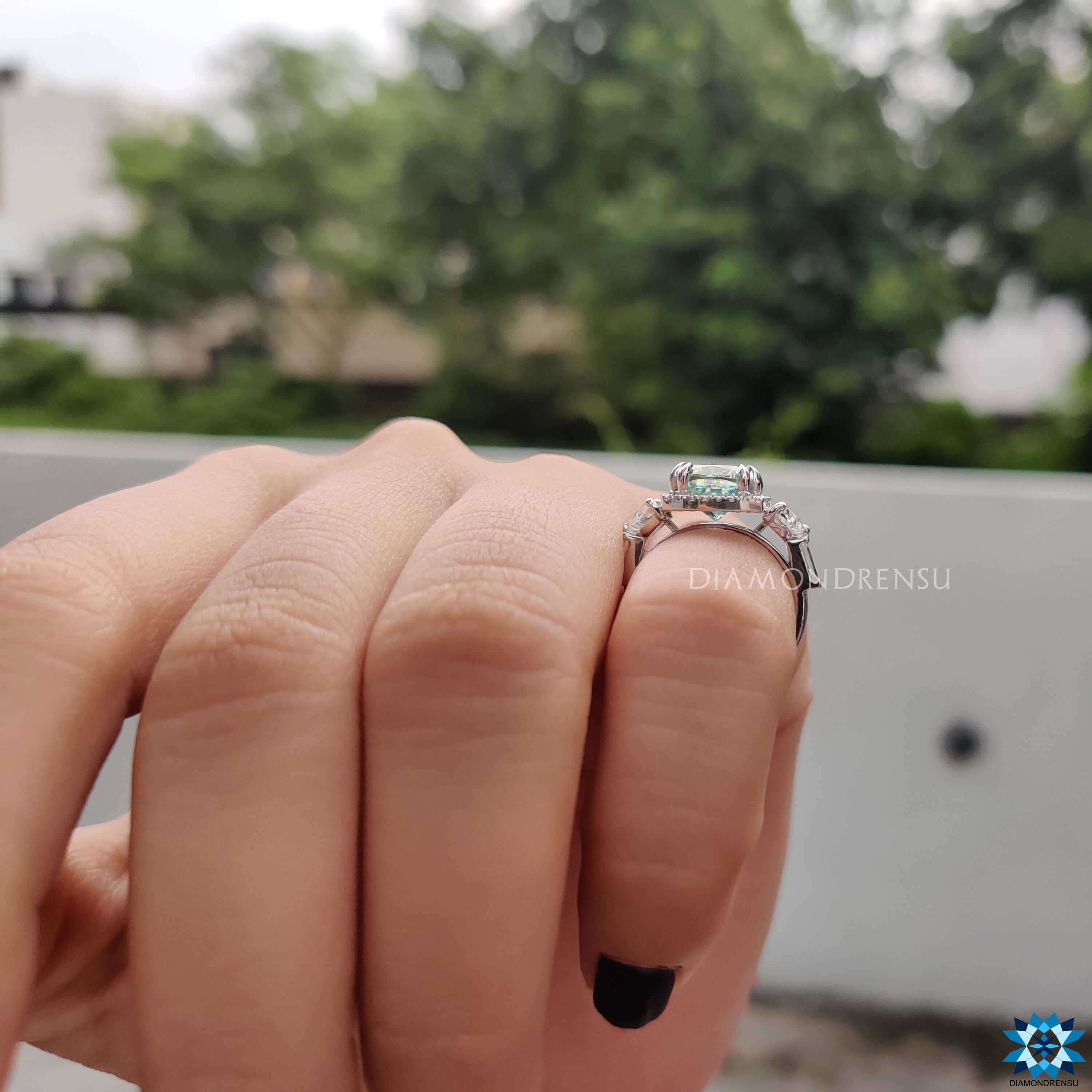 half-moon cut moissanite - diamondrensu