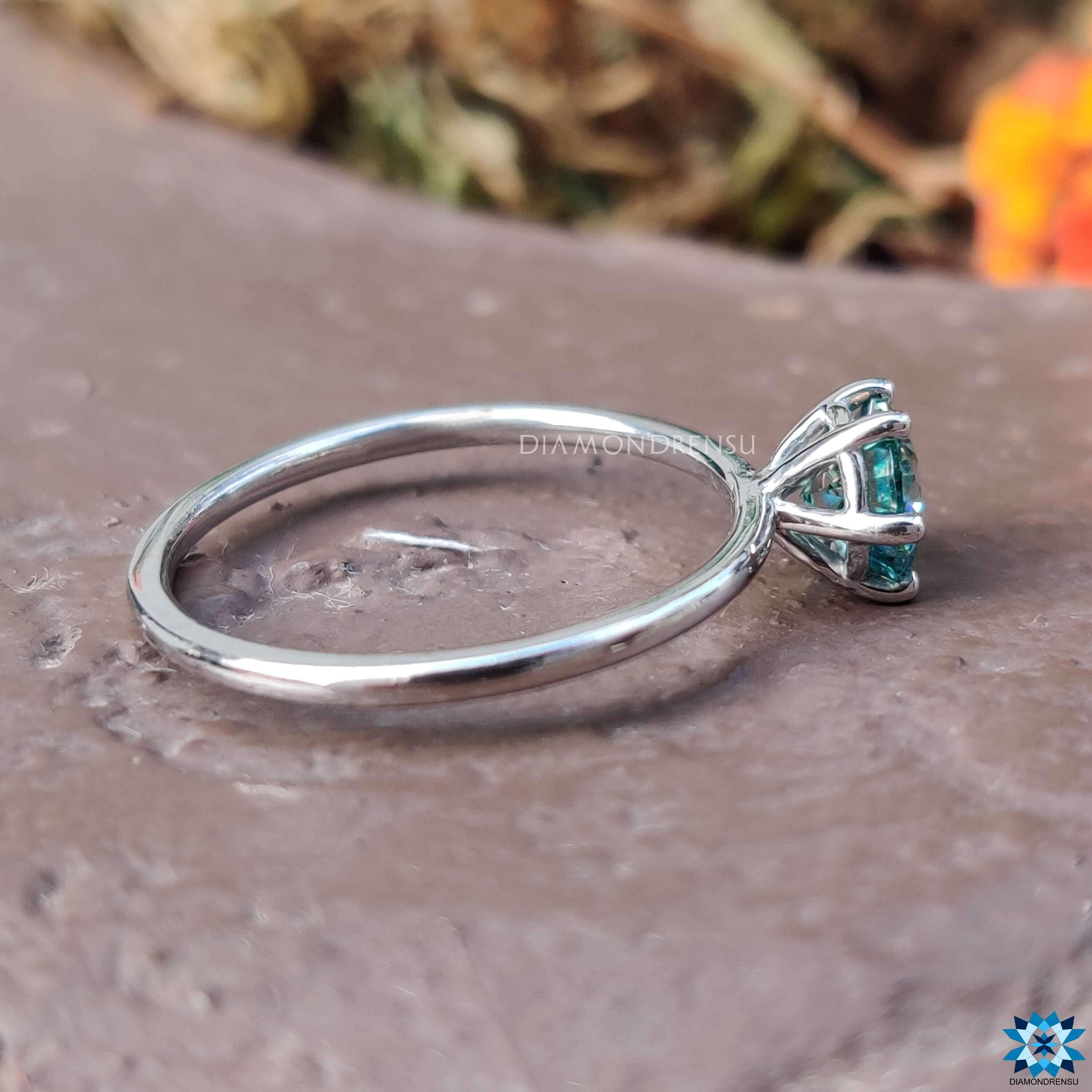 moissanite solitaire ring - diamondrensu